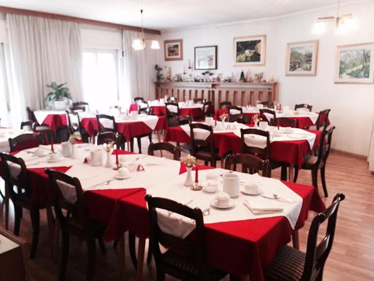 Hotel Garni Hirsch Canazei Zewnętrze zdjęcie