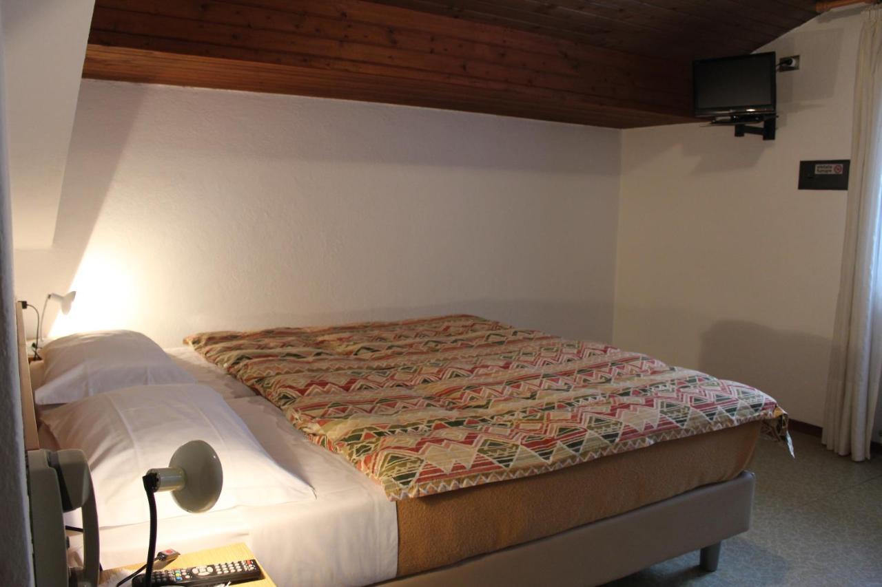 Hotel Garni Hirsch Canazei Zewnętrze zdjęcie