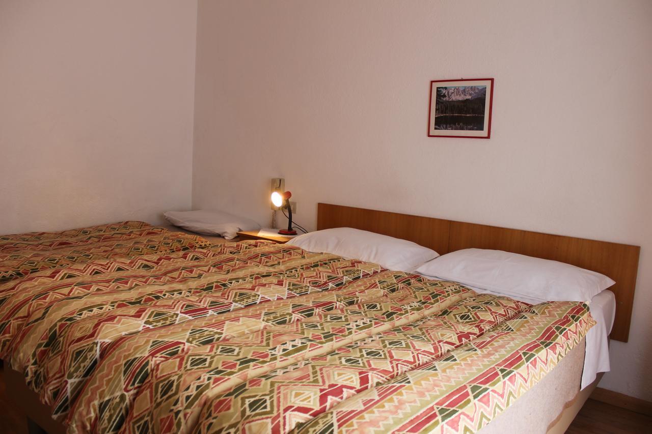 Hotel Garni Hirsch Canazei Zewnętrze zdjęcie