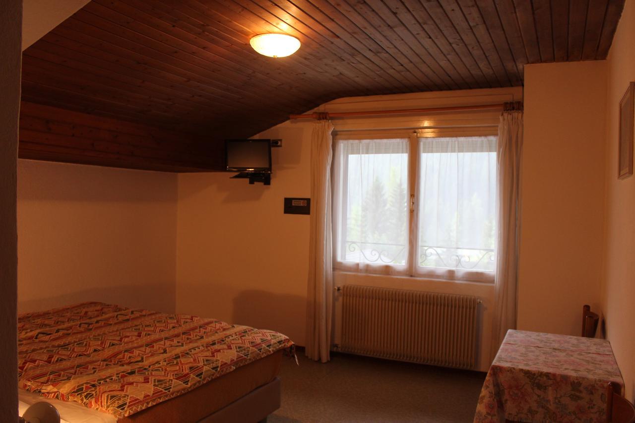 Hotel Garni Hirsch Canazei Zewnętrze zdjęcie